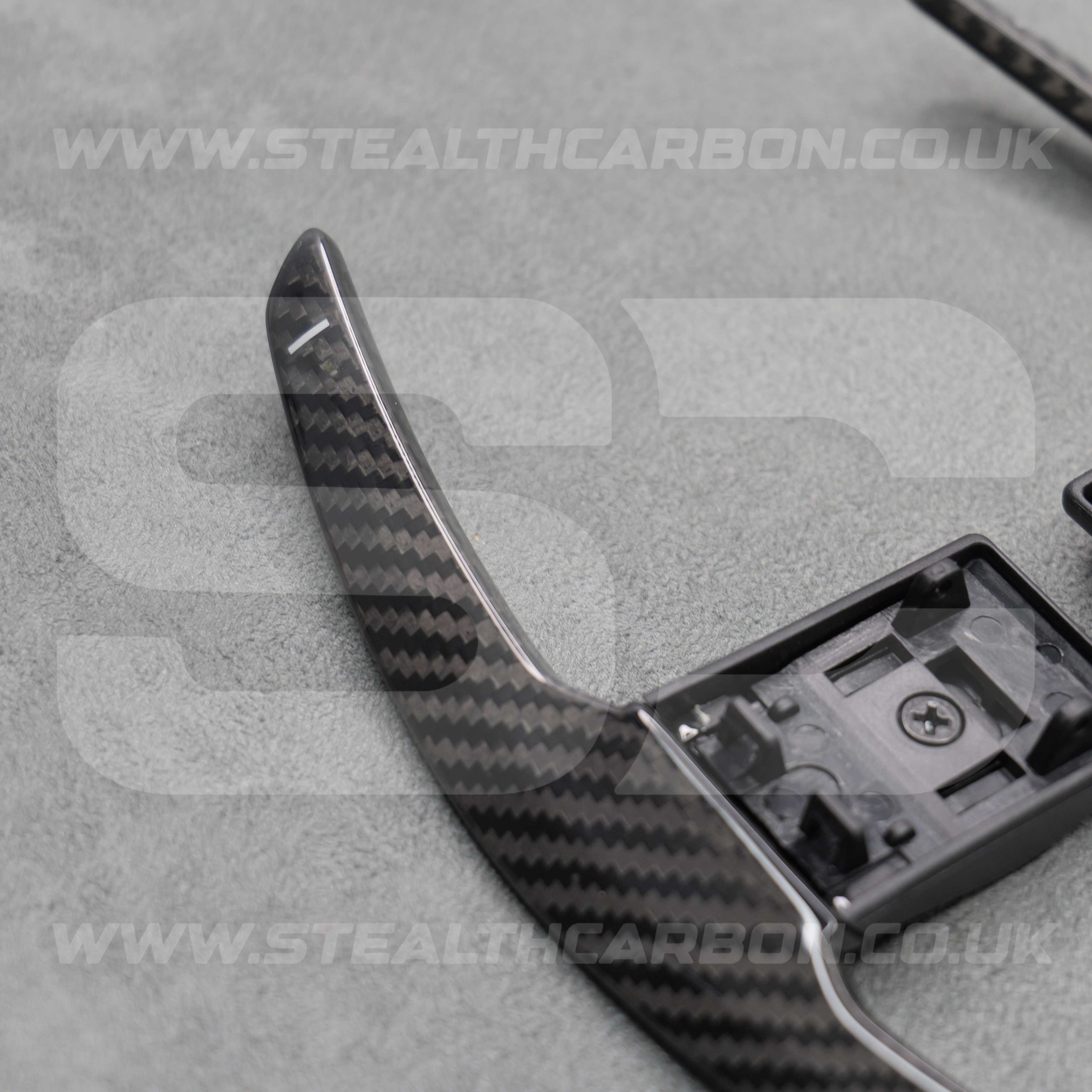 Carbon Fibre / White Gear Paddle Shifters BMW F80 M3 F82 F83 M4 F87 M2 F30