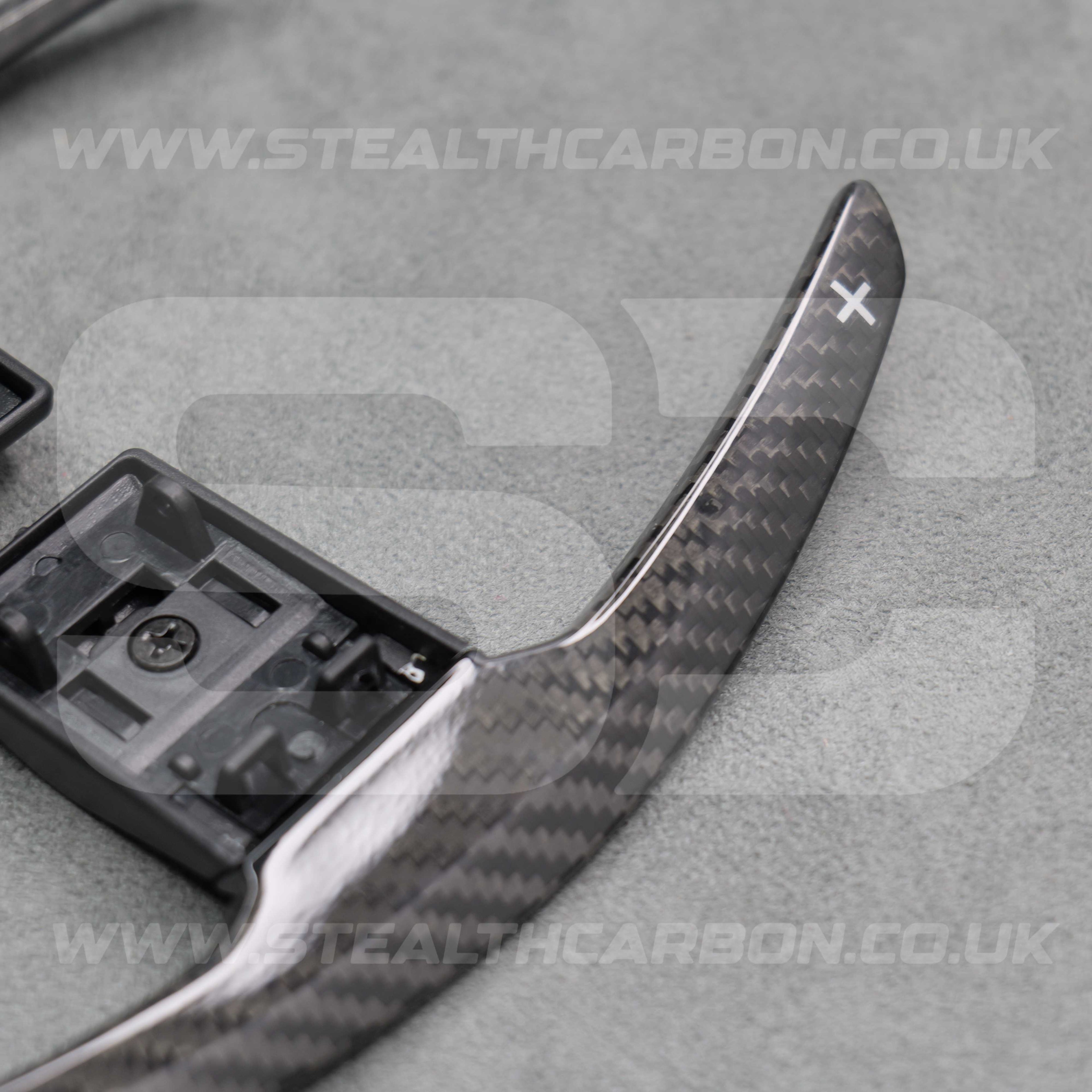 Carbon Fibre / White Gear Paddle Shifters BMW F80 M3 F82 F83 M4 F87 M2 F30